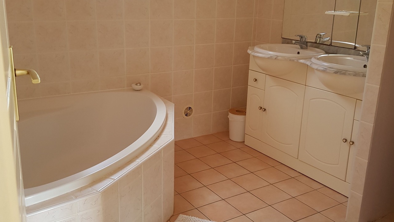 Photo of Bathroom in Afa