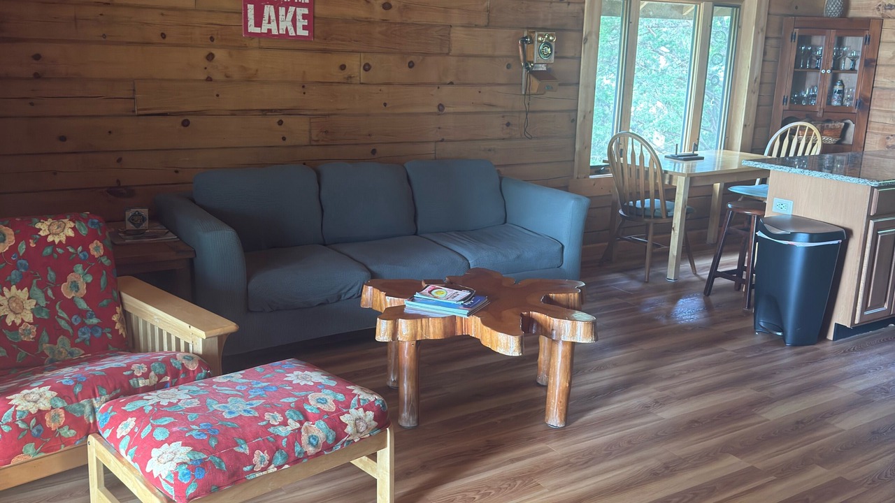 Photo of Livingroom in Bumpass