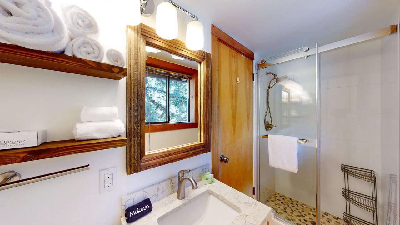 Photo of Bathroom in Warm Springs