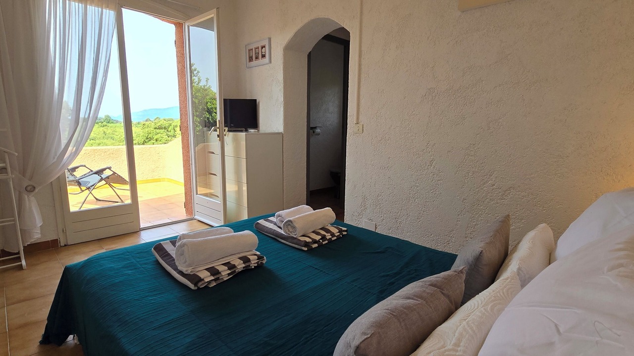 Photo of Bedroom in Cala Rossa