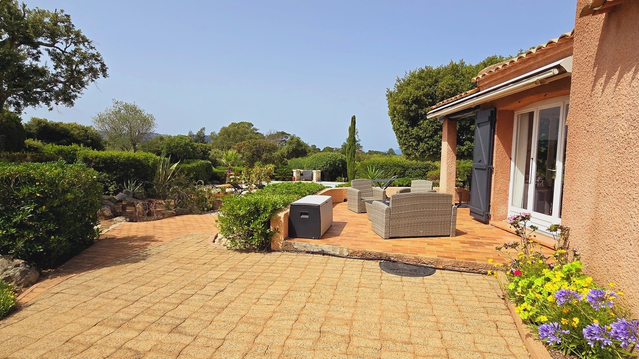Photo of Patio Balcony in Cala Rossa