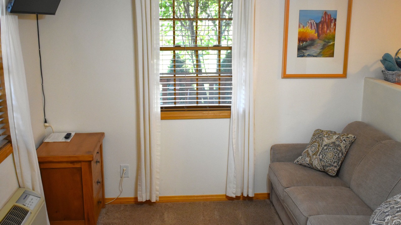 Photo of Livingroom in Zion National Park East Entrance