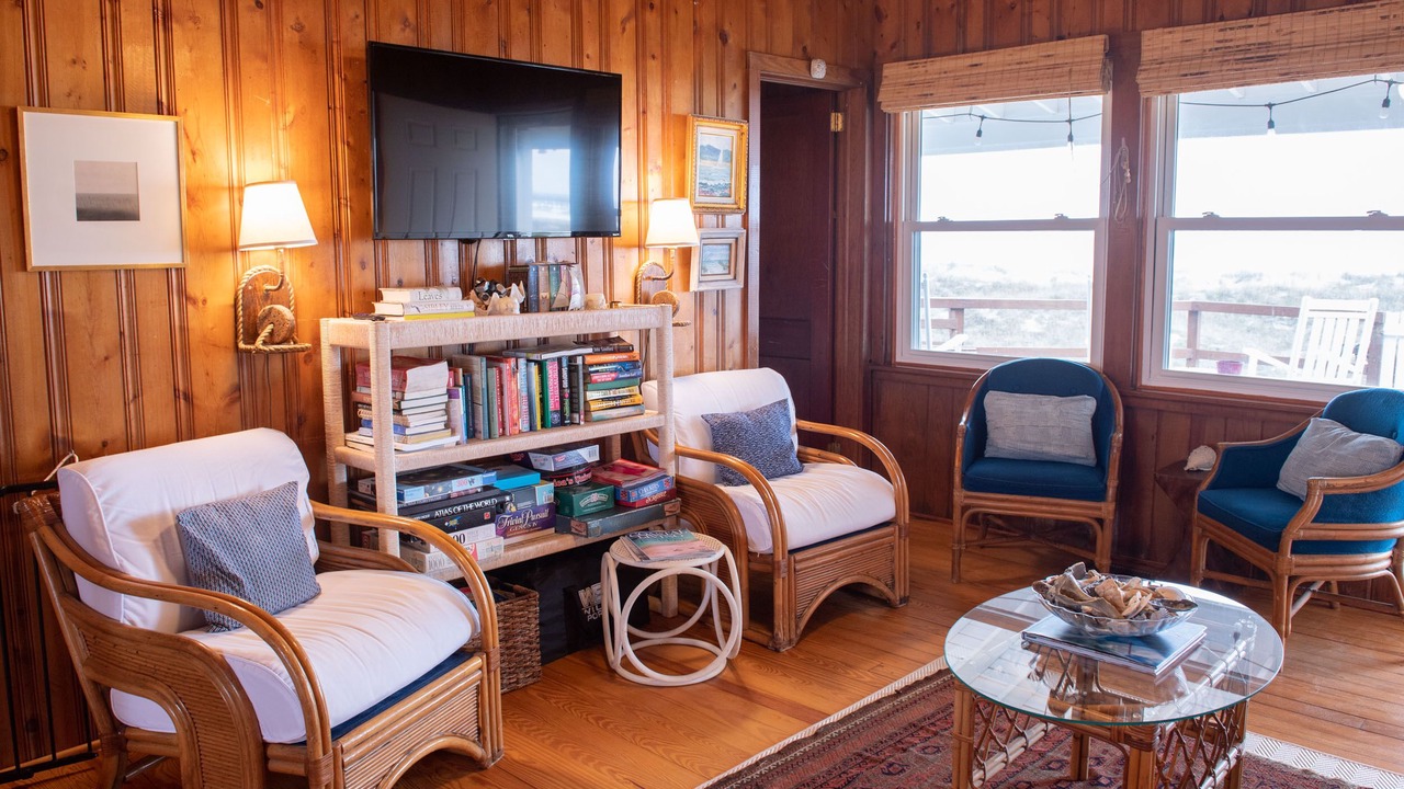 Photo of Livingroom in Atlantic Beach