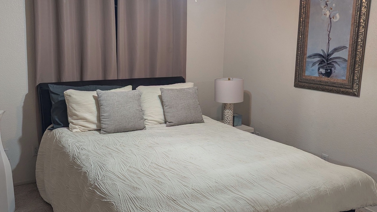 Photo of Bedroom in Silverado Ranch