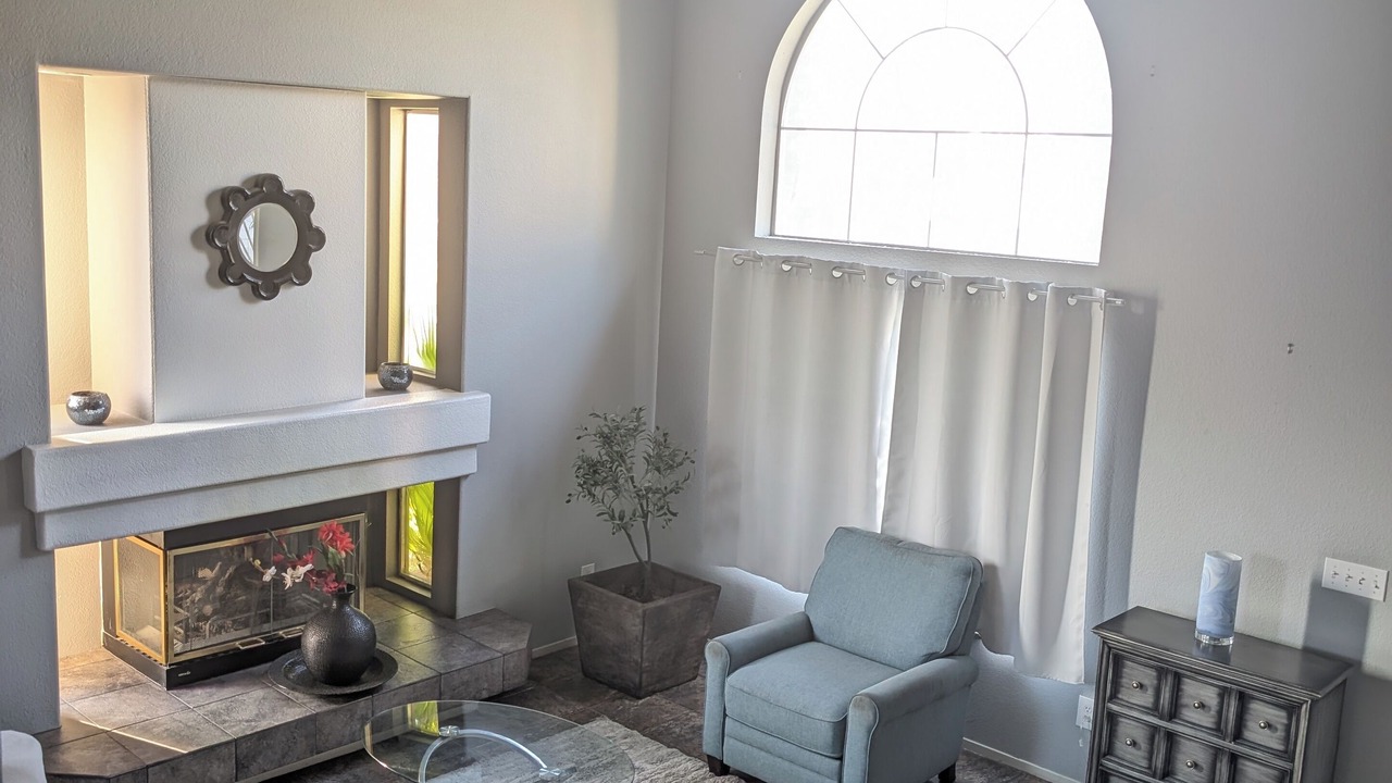 Photo of Livingroom in Silverado Ranch