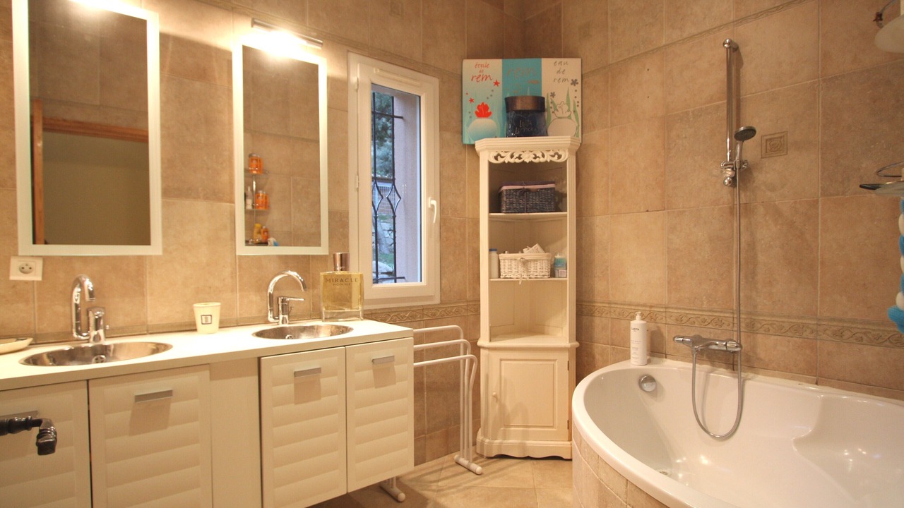Photo of Bathroom in Algajola