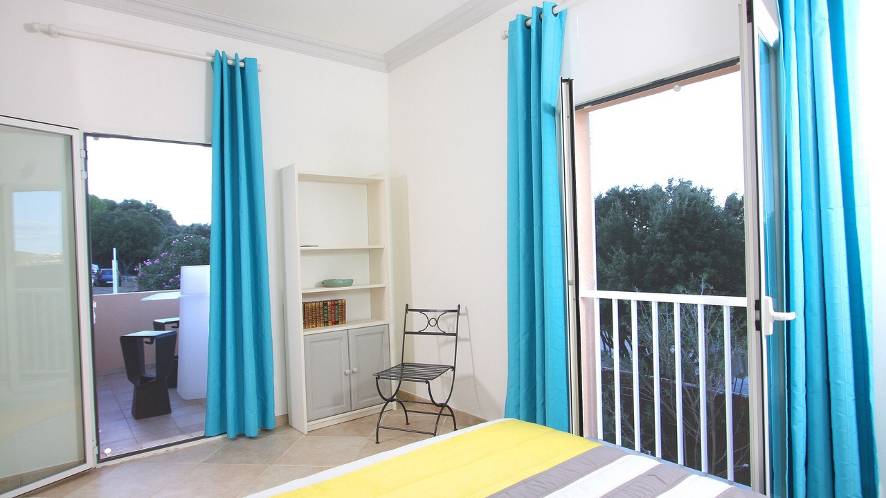 Photo of Bedroom in Algajola