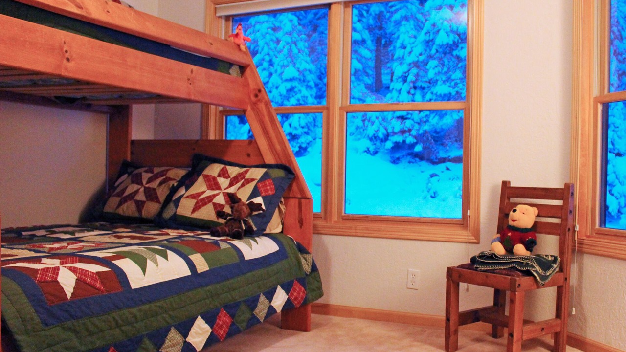 Photo of Bedroom in Sandpoint