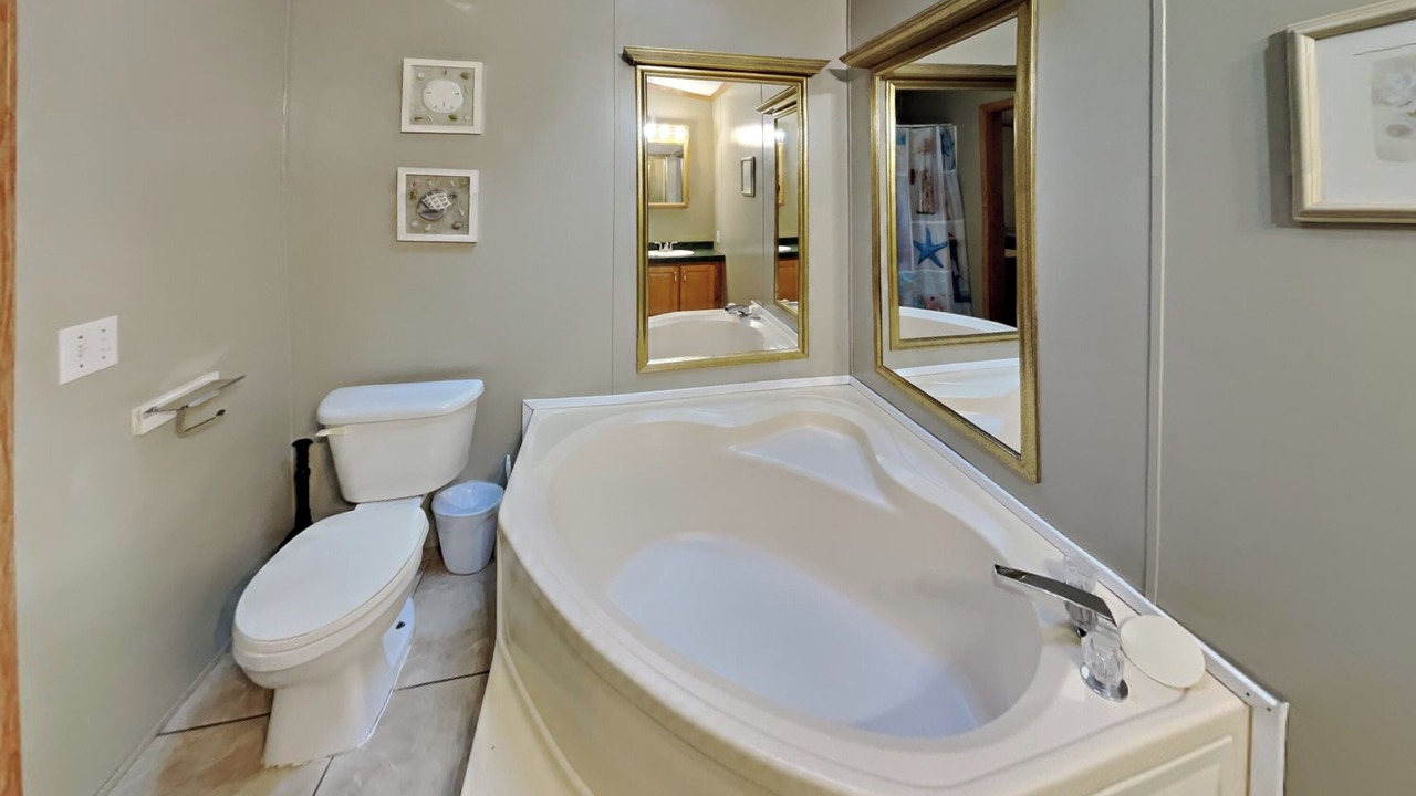 Photo of Bathroom in Put-in-Bay