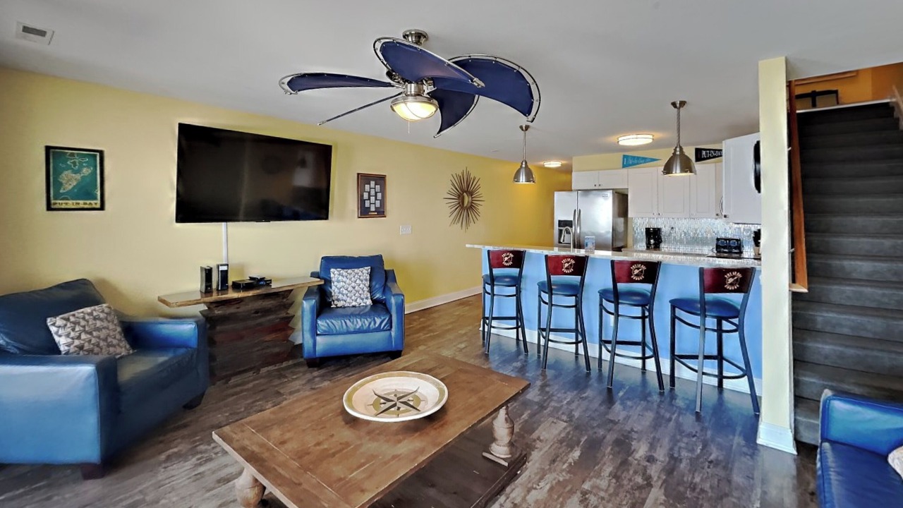 Photo of Livingroom in Put-in-Bay
