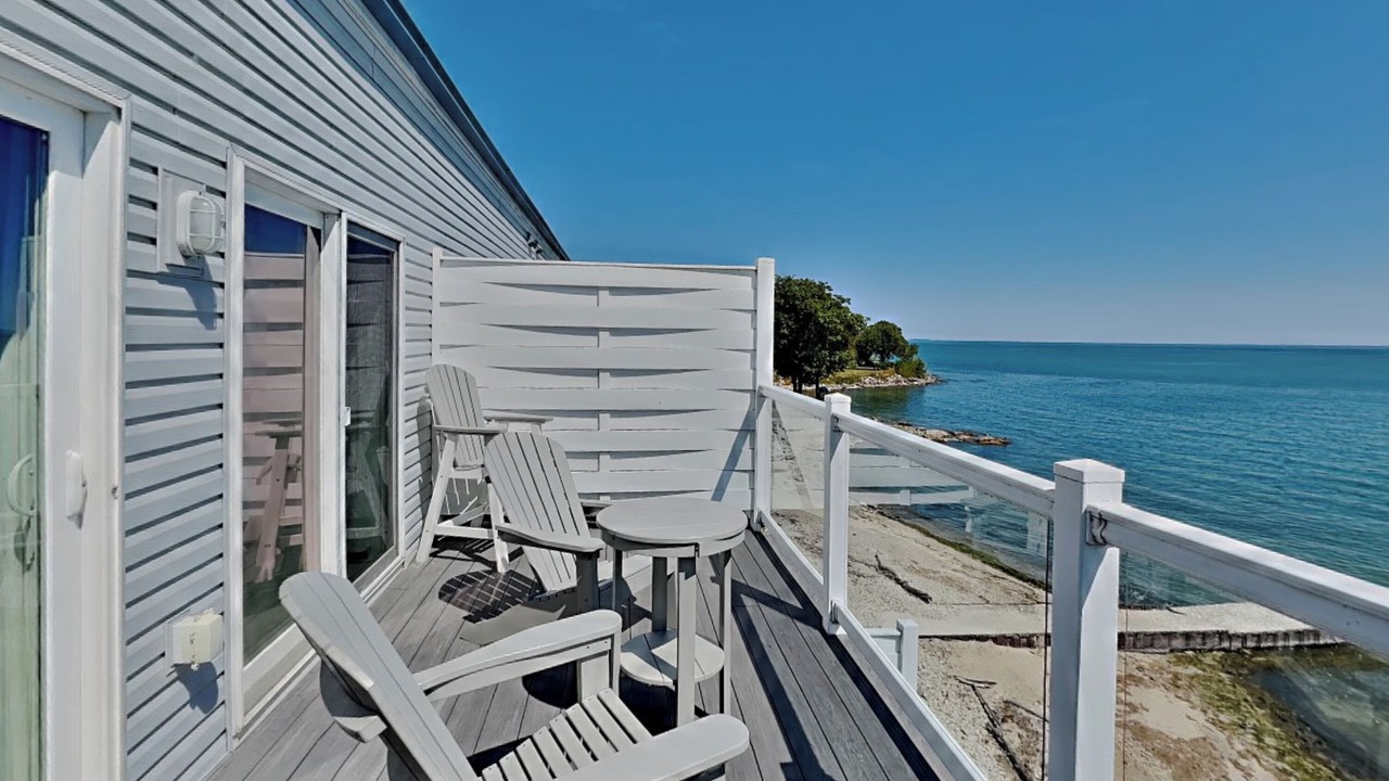 Photo of Patio Balcony in Put-in-Bay