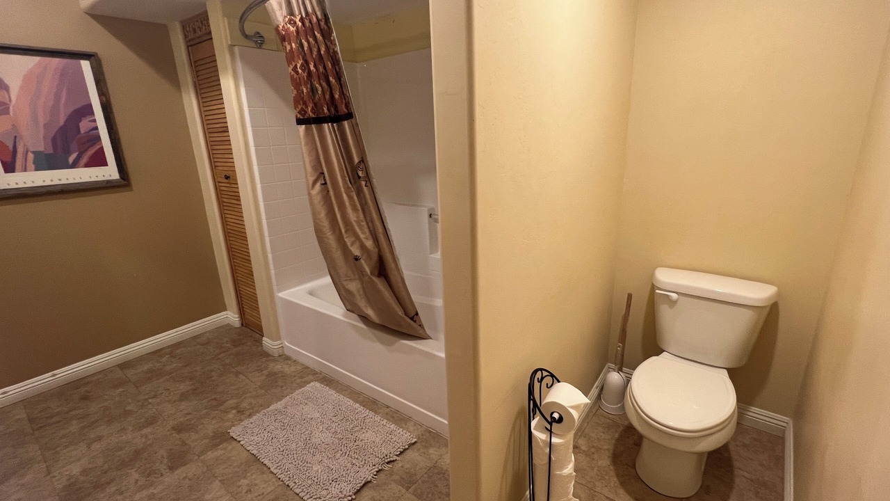 Photo of Bathroom in Page