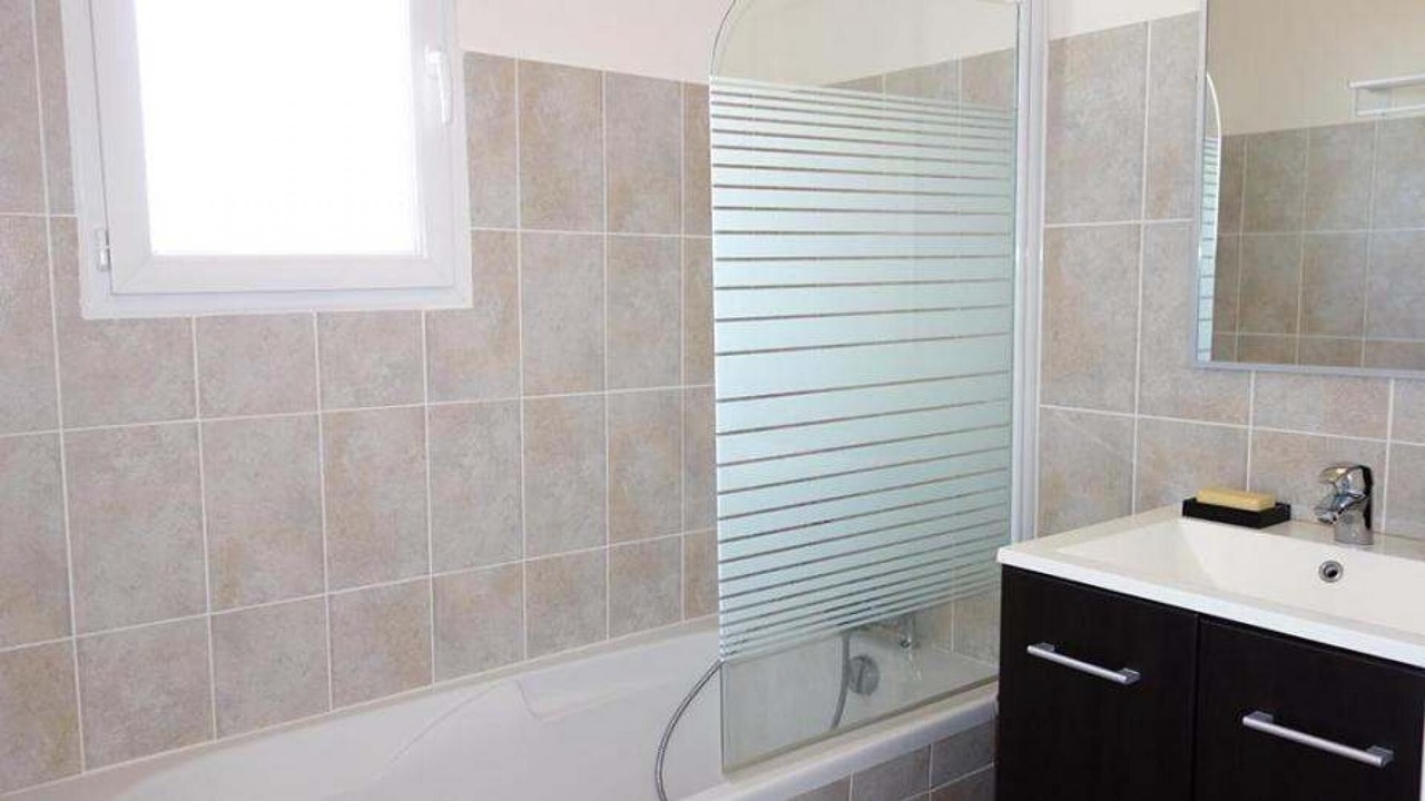 Photo of Bathroom in Santa-Lucia-di-Moriani