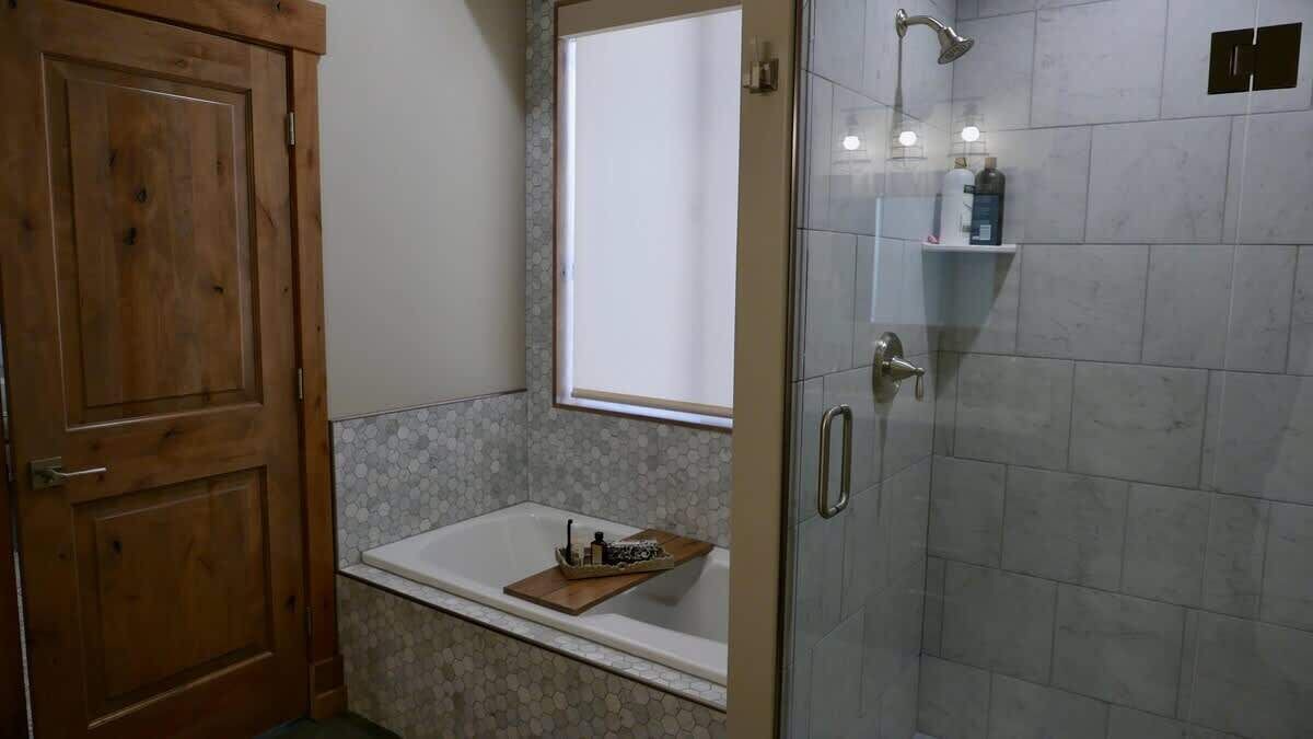 Photo of Bathroom in Garden City