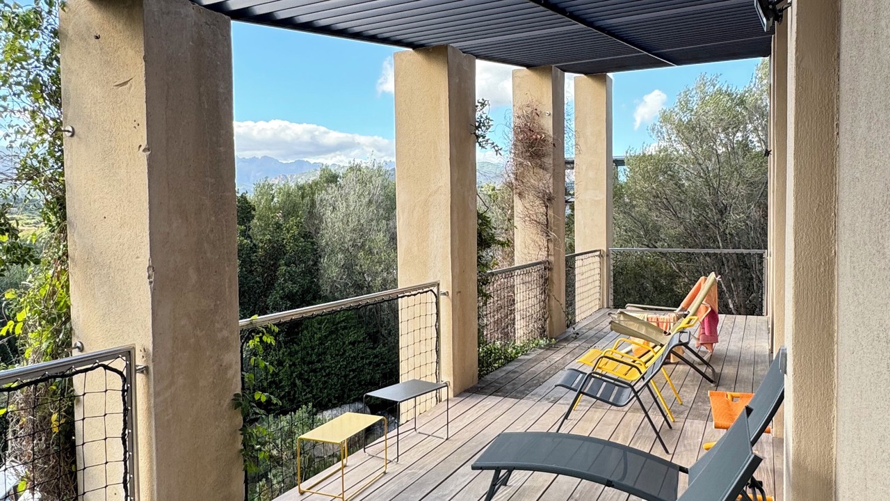 Photo of Patio Balcony in Zonza