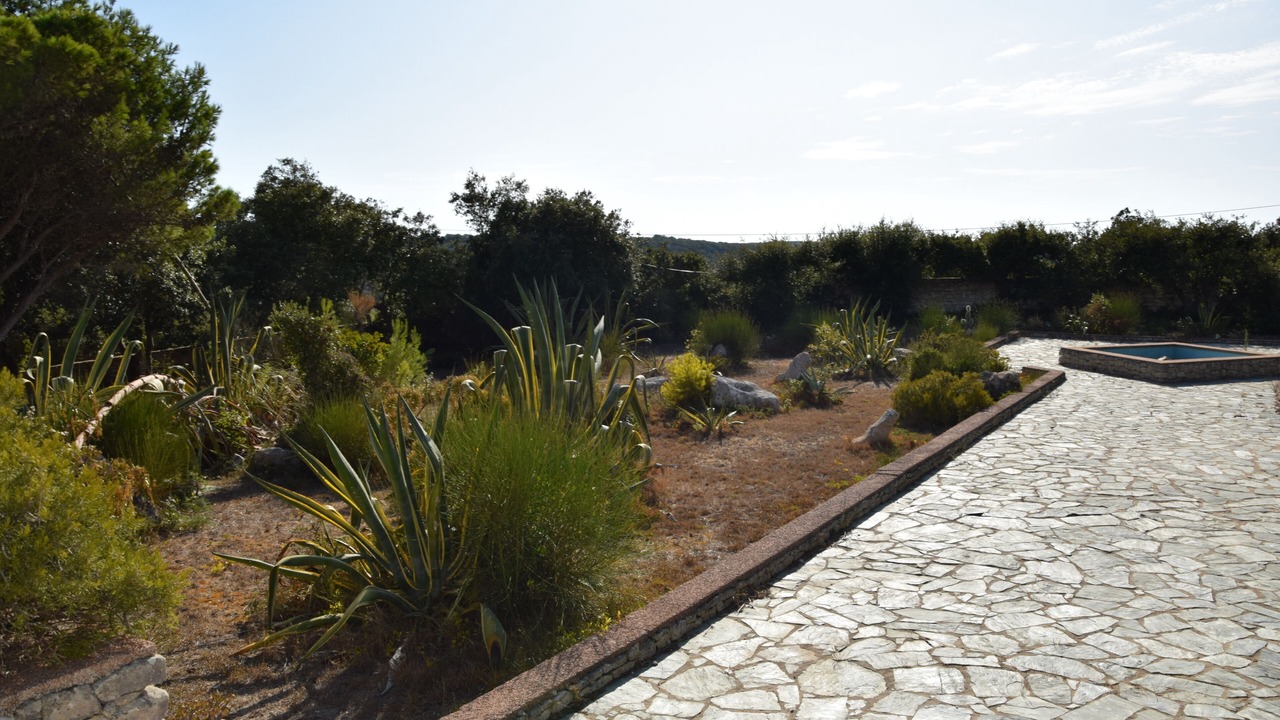 Photo of Outdoor in Bonifacio