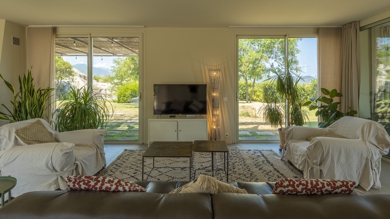 Photo of Livingroom in Pinarellu