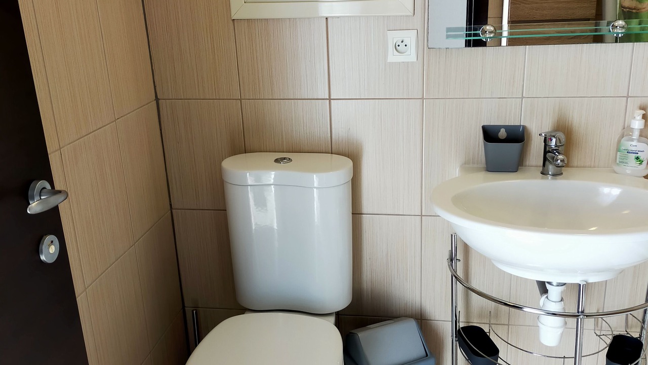 Photo of Bathroom in Lozari