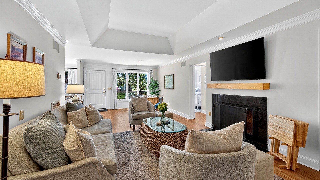 Photo of Livingroom in West Beach