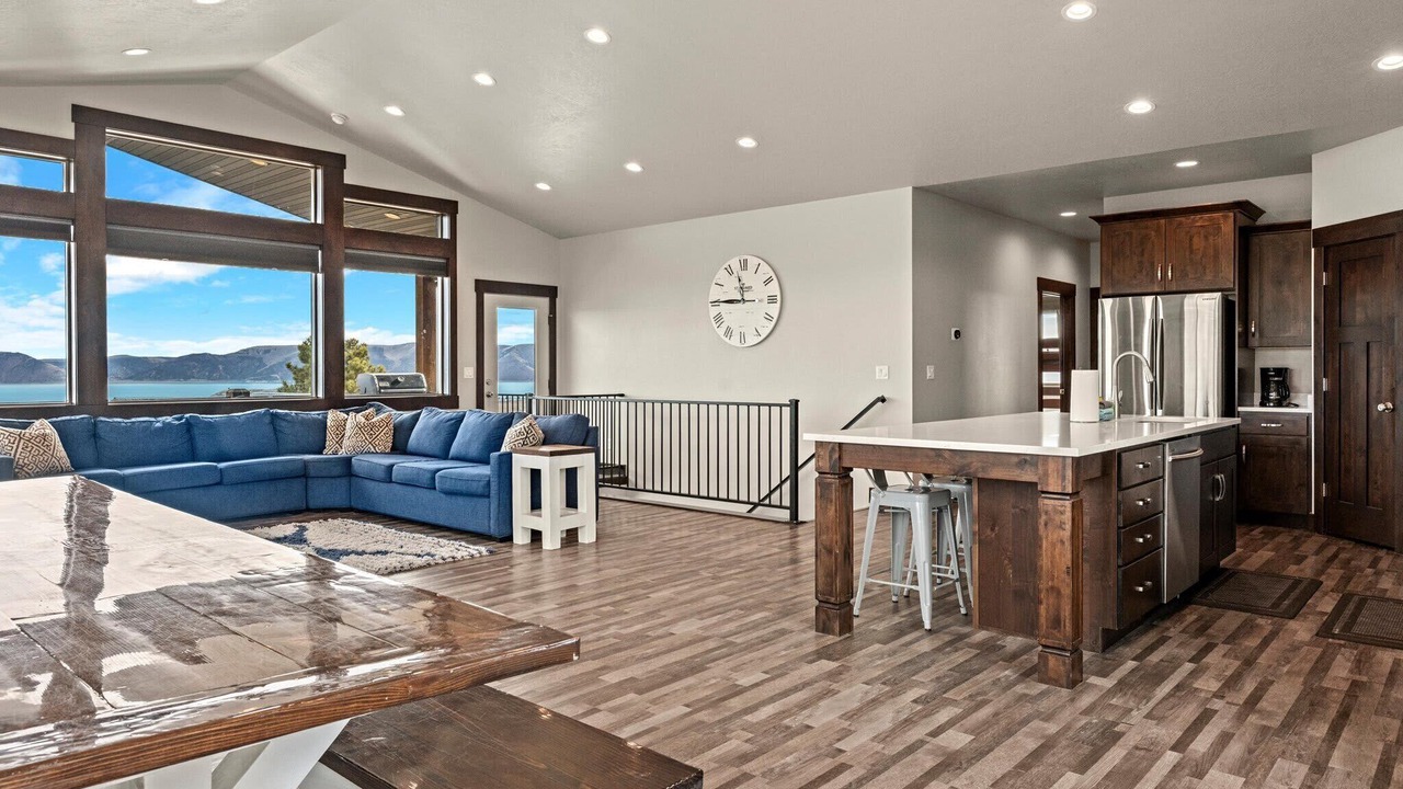 Photo of Livingroom in Sweetwater