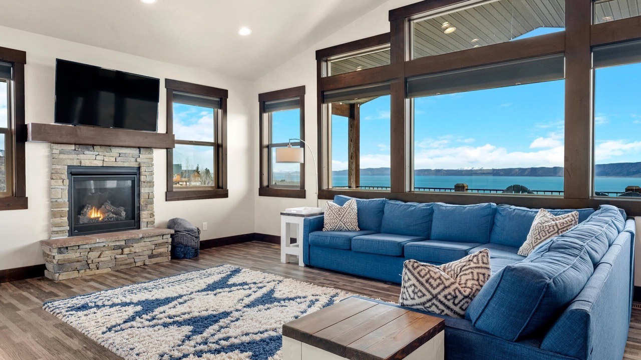 Photo of Livingroom in Sweetwater