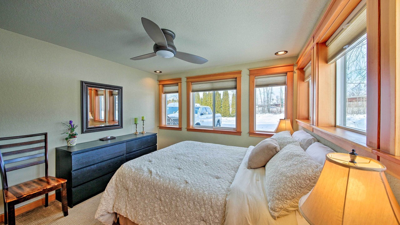 Photo of Bedroom in Sandpoint