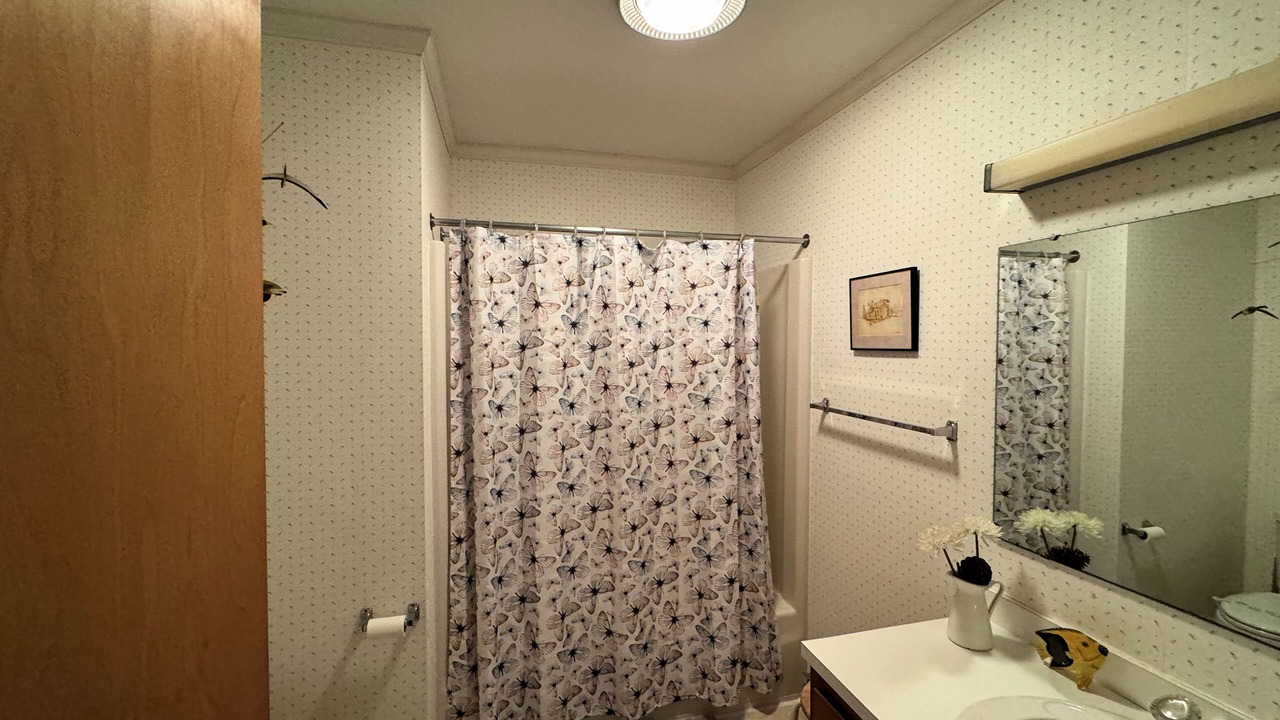 Photo of Bathroom in Chincoteague