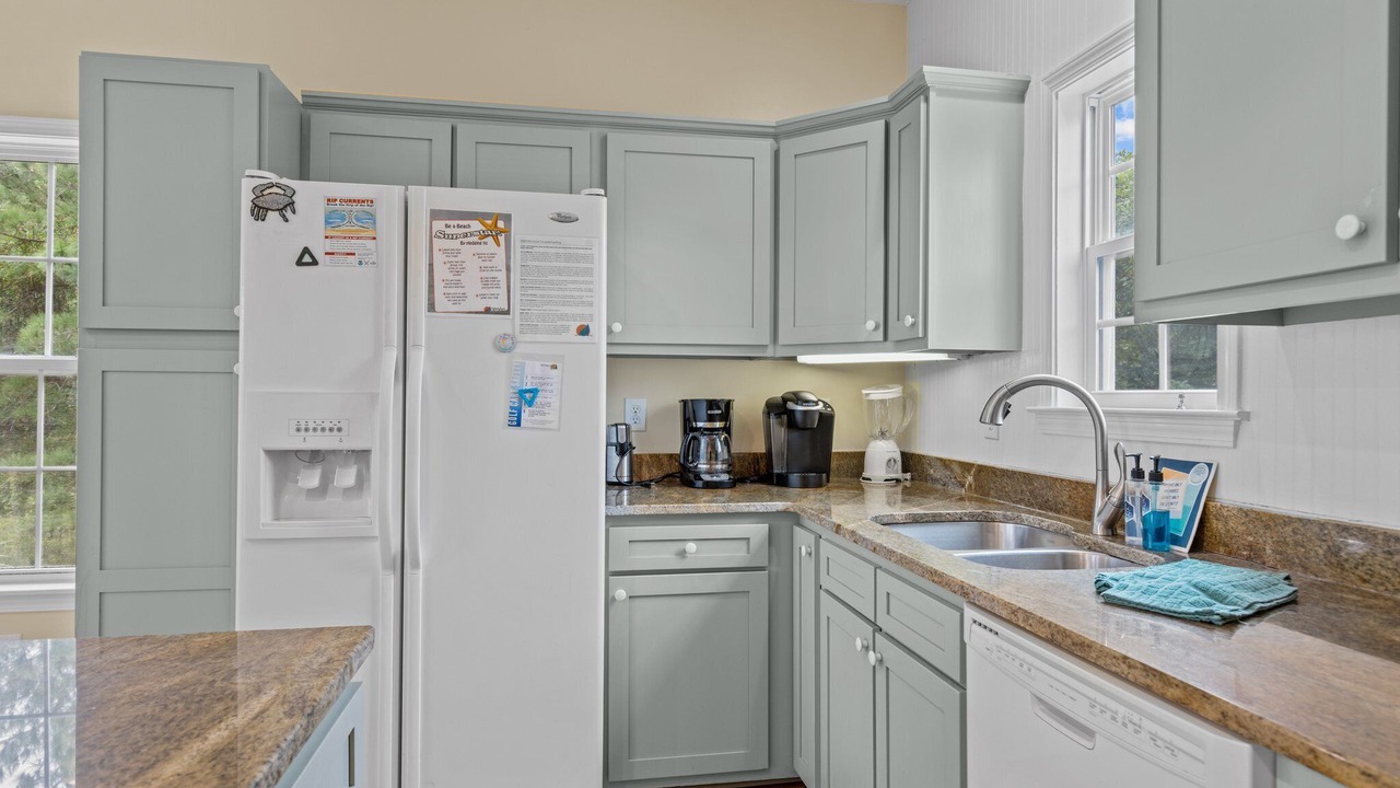 Photo of Kitchen in Emerald Isle