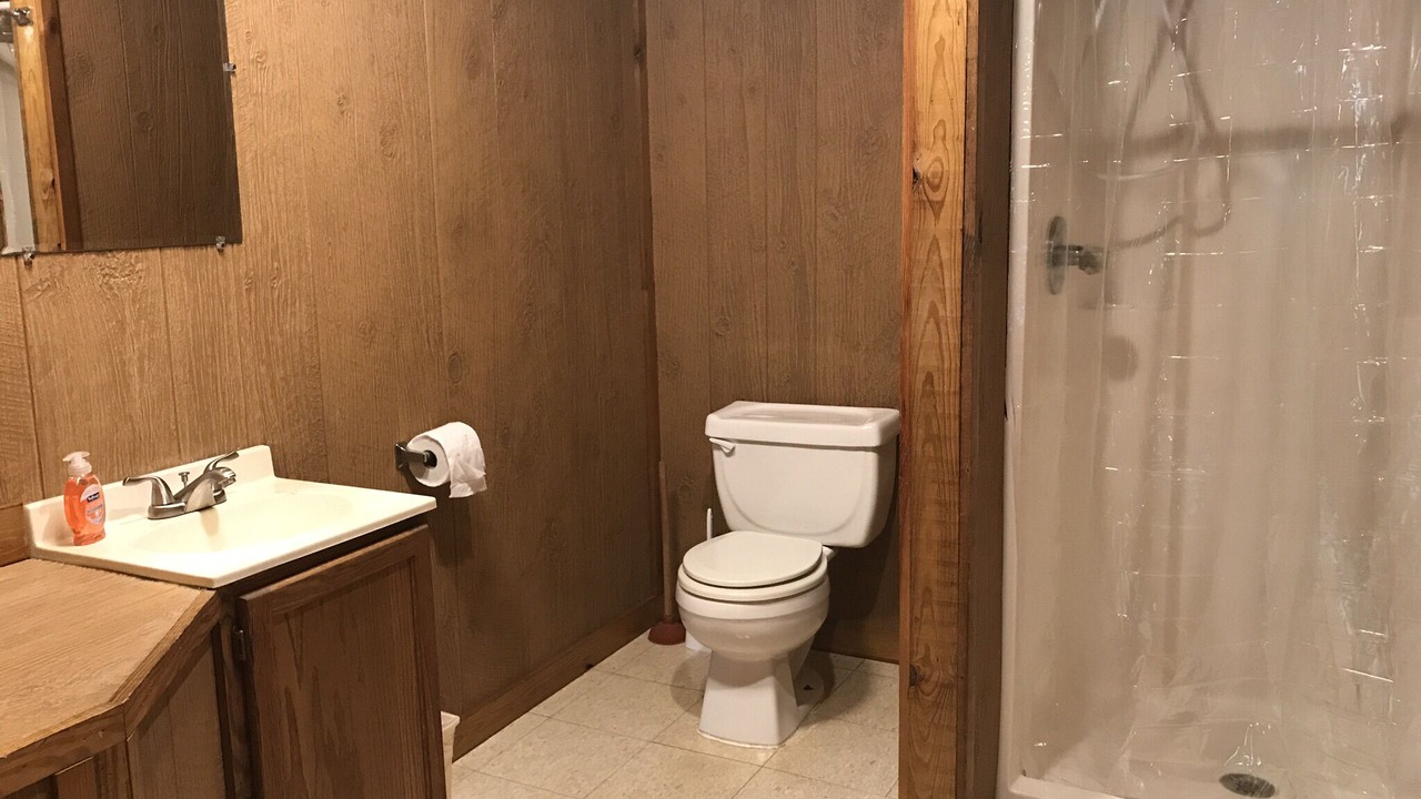 Photo of Bathroom in Gasburg