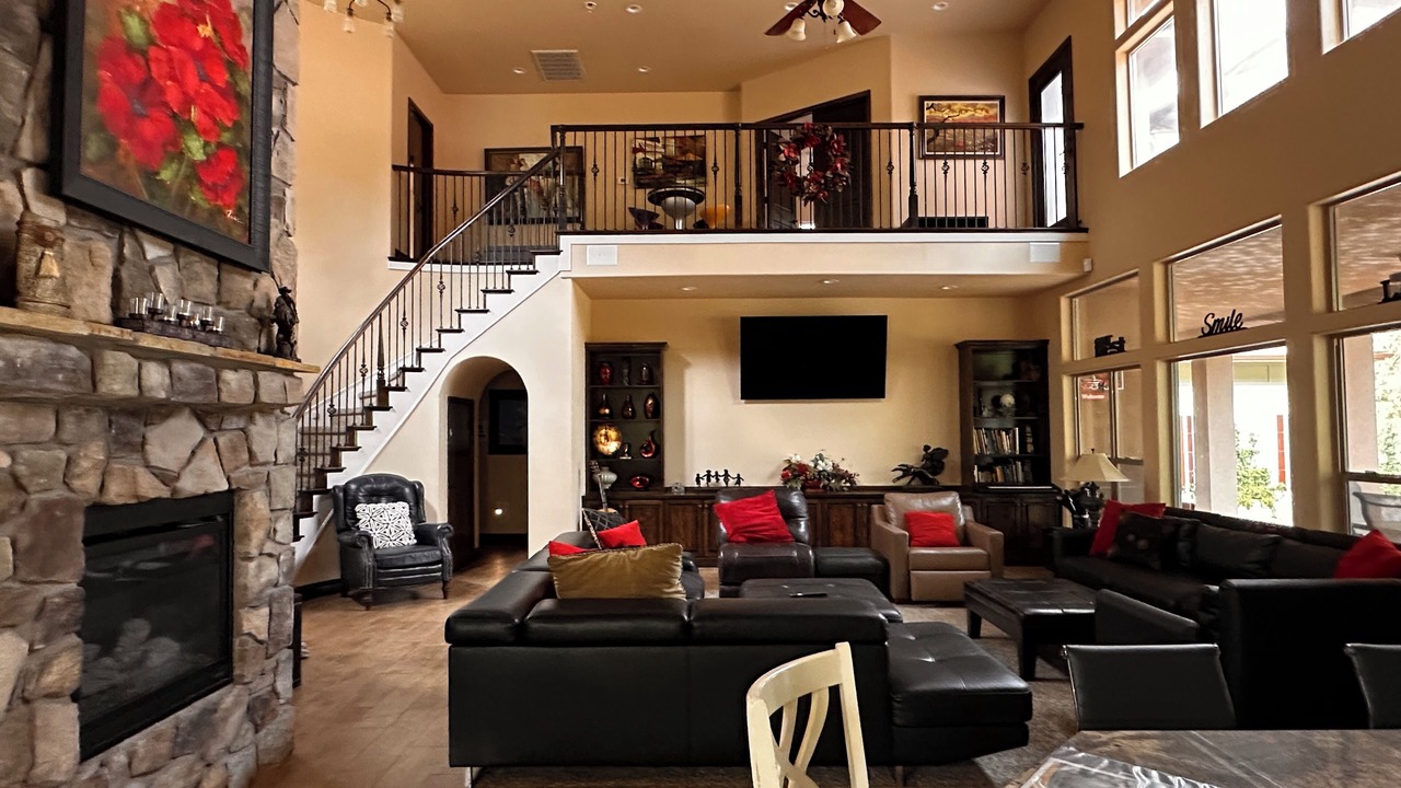 Photo of Livingroom in Three Rivers