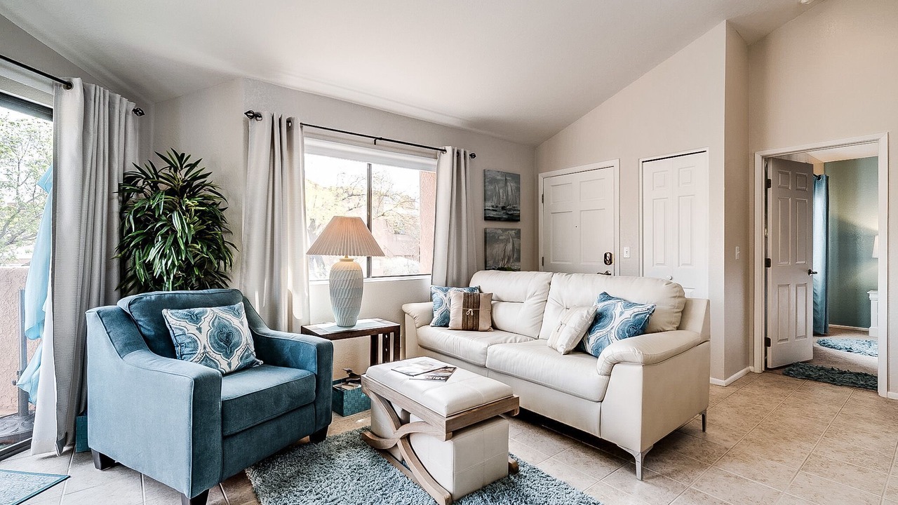 Photo of Livingroom in Tucson
