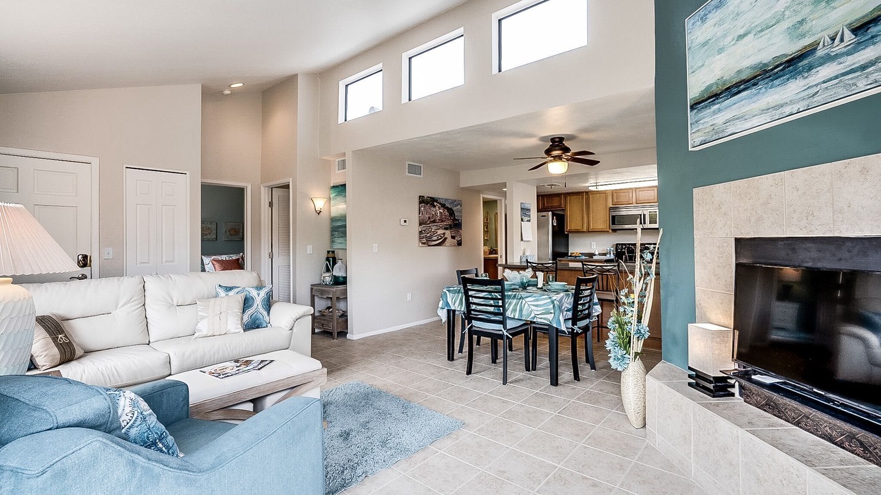 Photo of Livingroom in Tucson