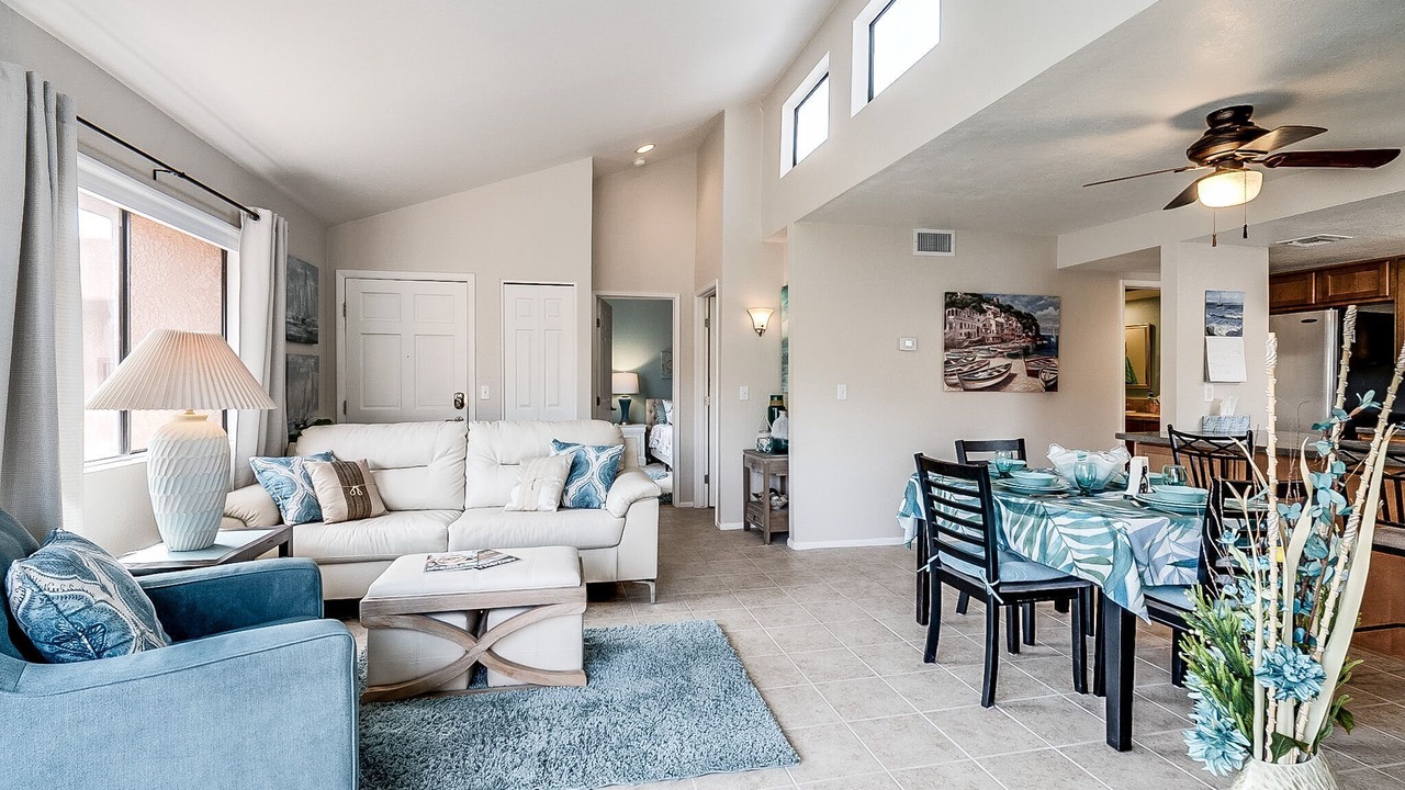 Photo of Livingroom in Tucson