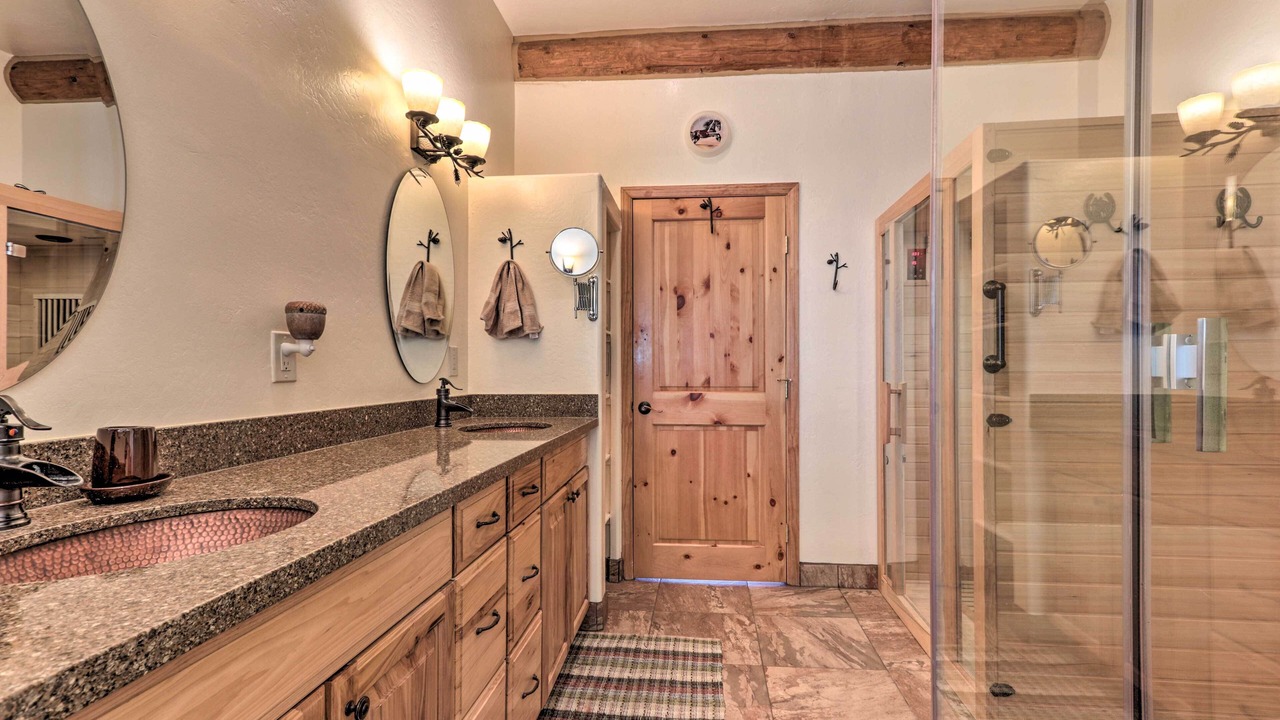 Photo of Bathroom in Show Low