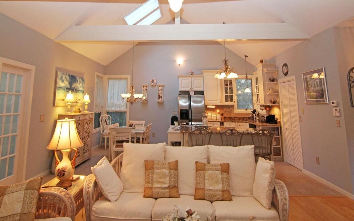 Photo of Livingroom in Vanderhorst Plantation