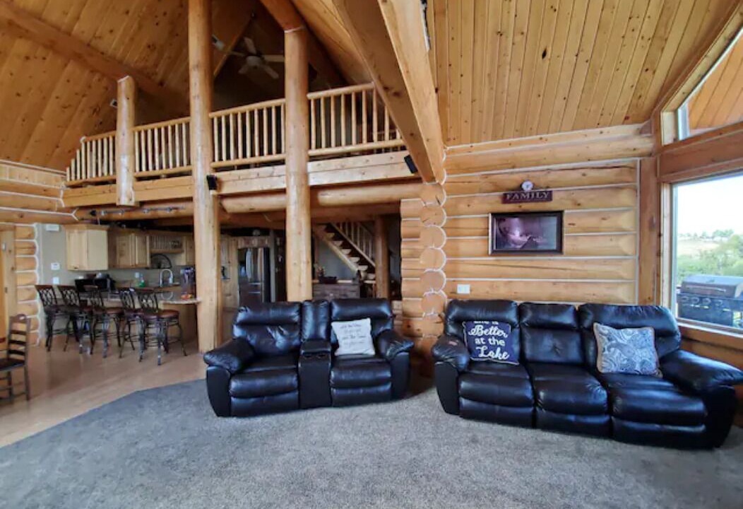 Photo of Livingroom in Harbor Village