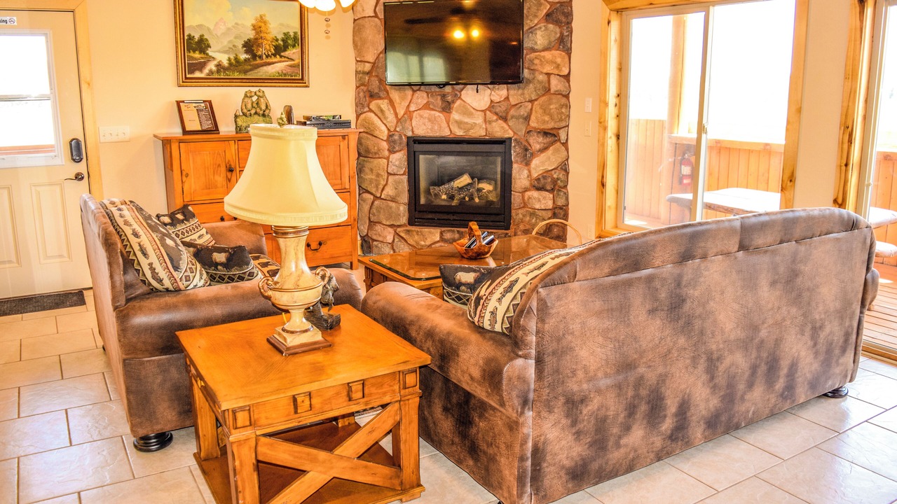 Photo of Livingroom in Meadow View Heights
