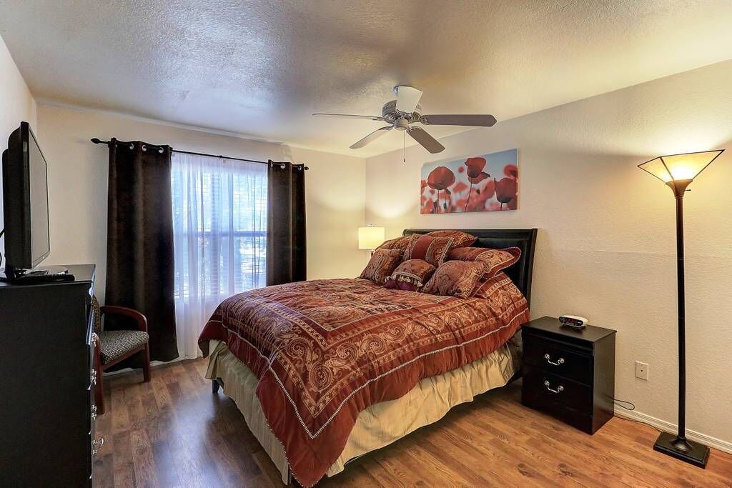 Photo of Bedroom in Central Scottsdale