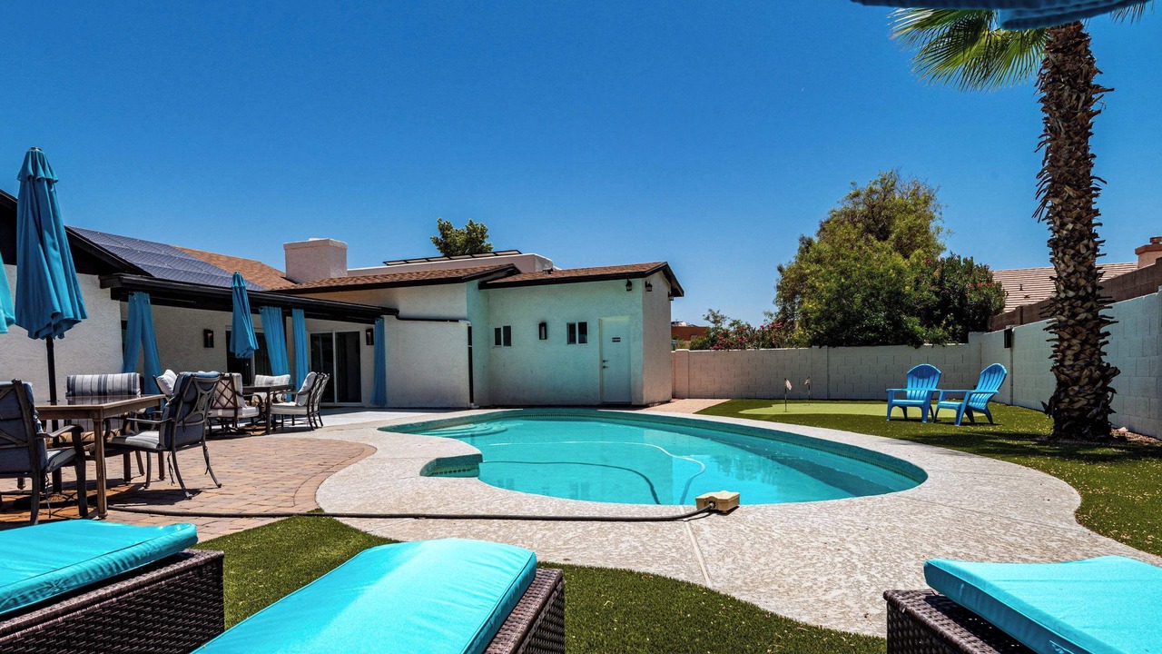 Photo of Outdoor in Honeyridge Manor