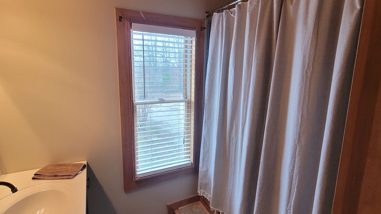 Photo of Bathroom in Lindseyville