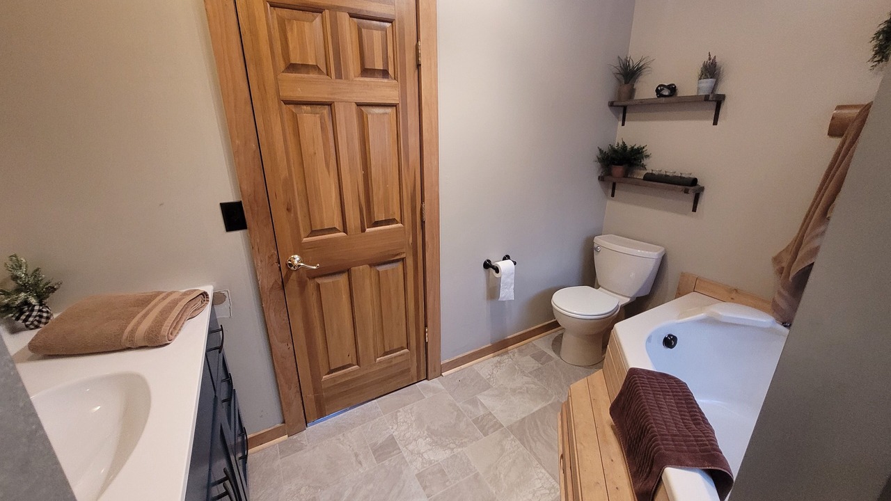 Photo of Bathroom in Lindseyville