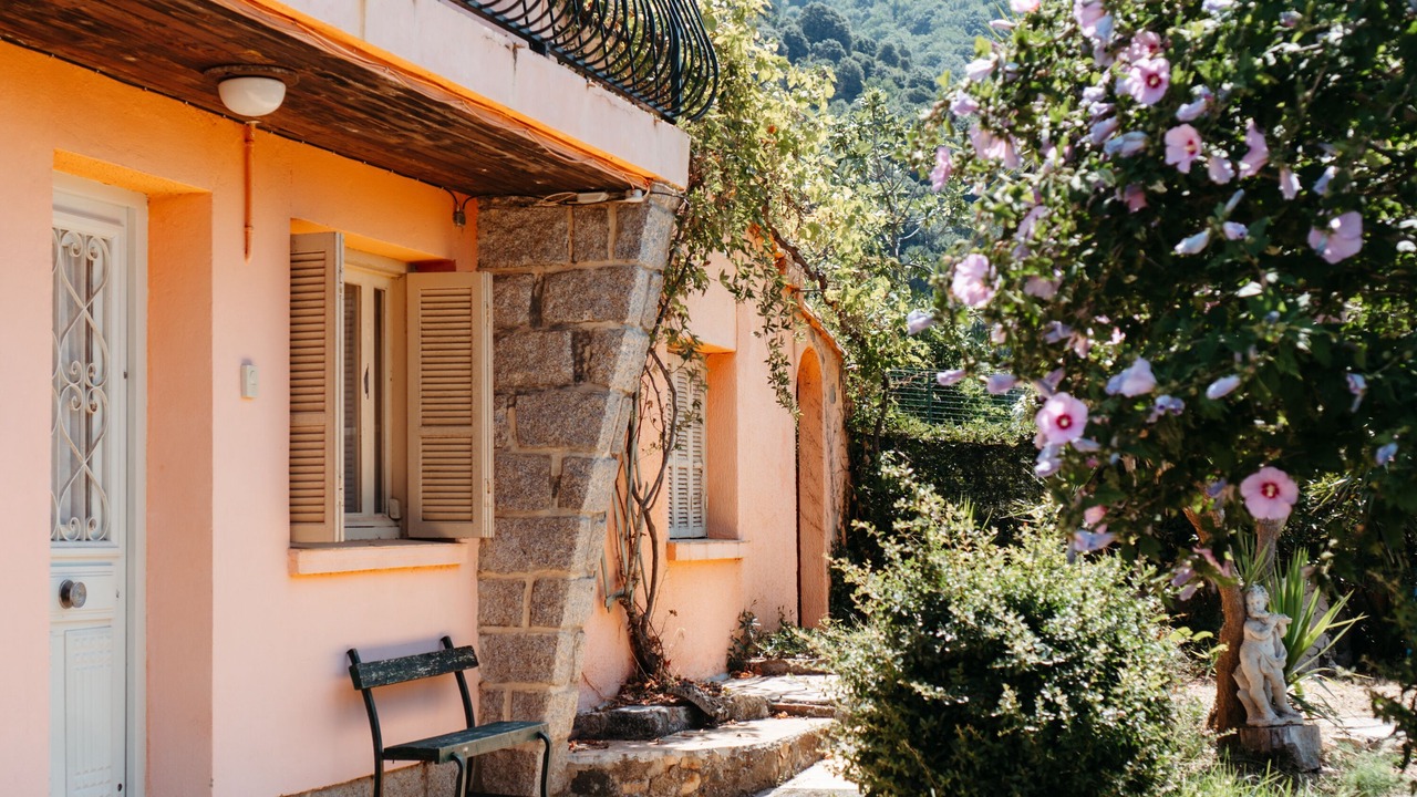 Photo of Outdoor in Santa-Maria-Figaniella