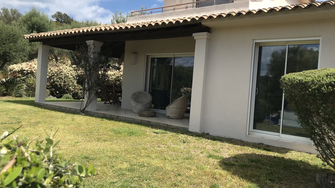 Photo of Outdoor in Cirendinu