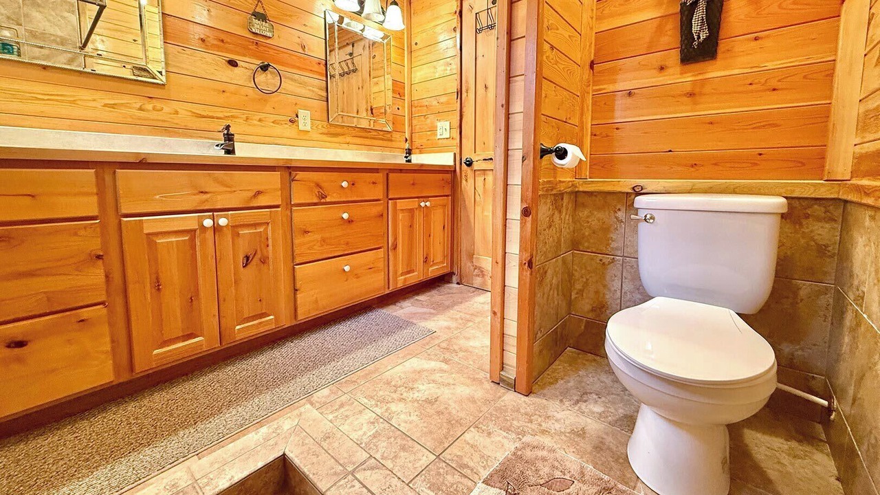 Photo of Bathroom in Glendale