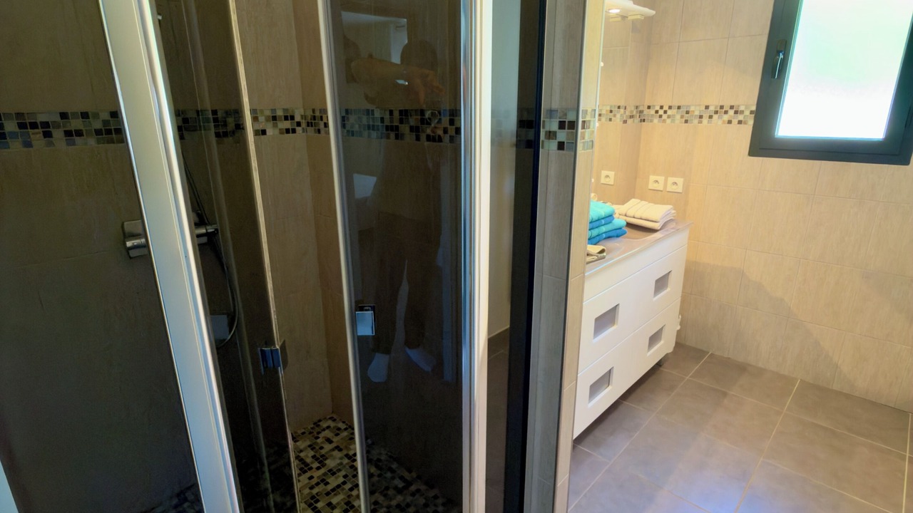 Photo of Bathroom in Aleria