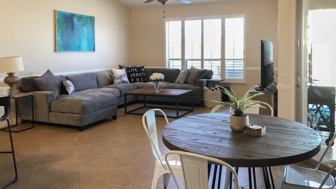 Photo of Livingroom in Chandler
