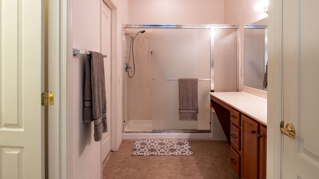 Photo of Bathroom in Desert Breeze
