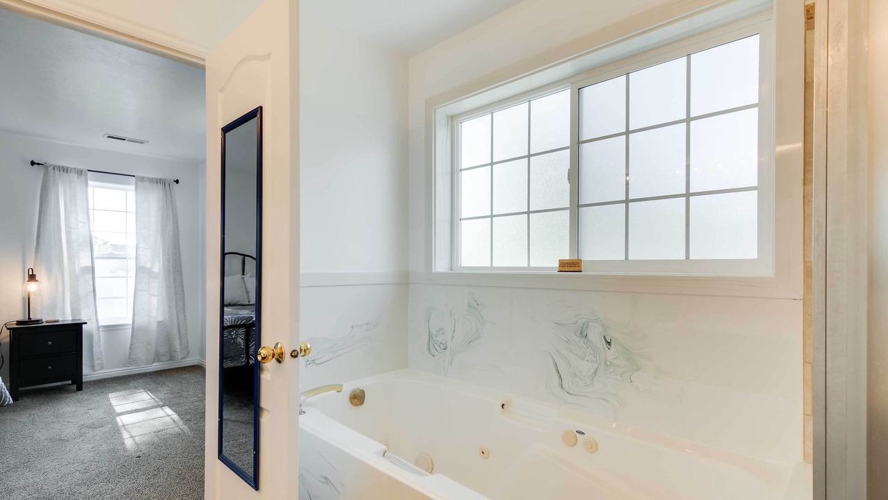 Photo of Bathroom in Tropic