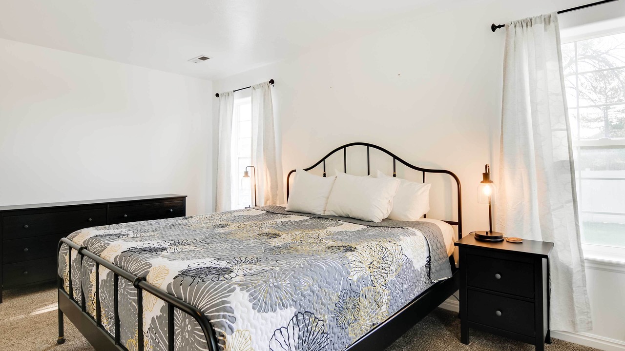 Photo of Bedroom in Tropic