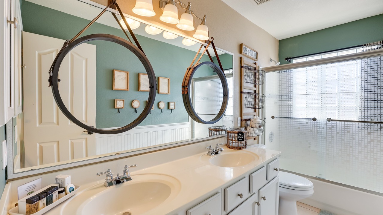 Photo of Bathroom in Tatum Ranch